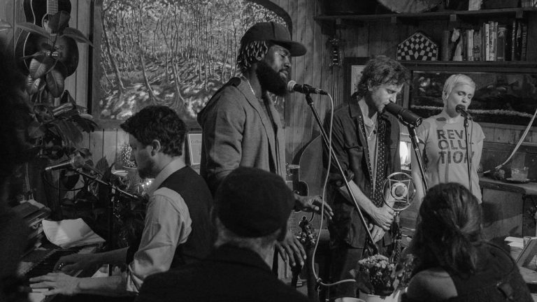 Live Show at Cafe#9